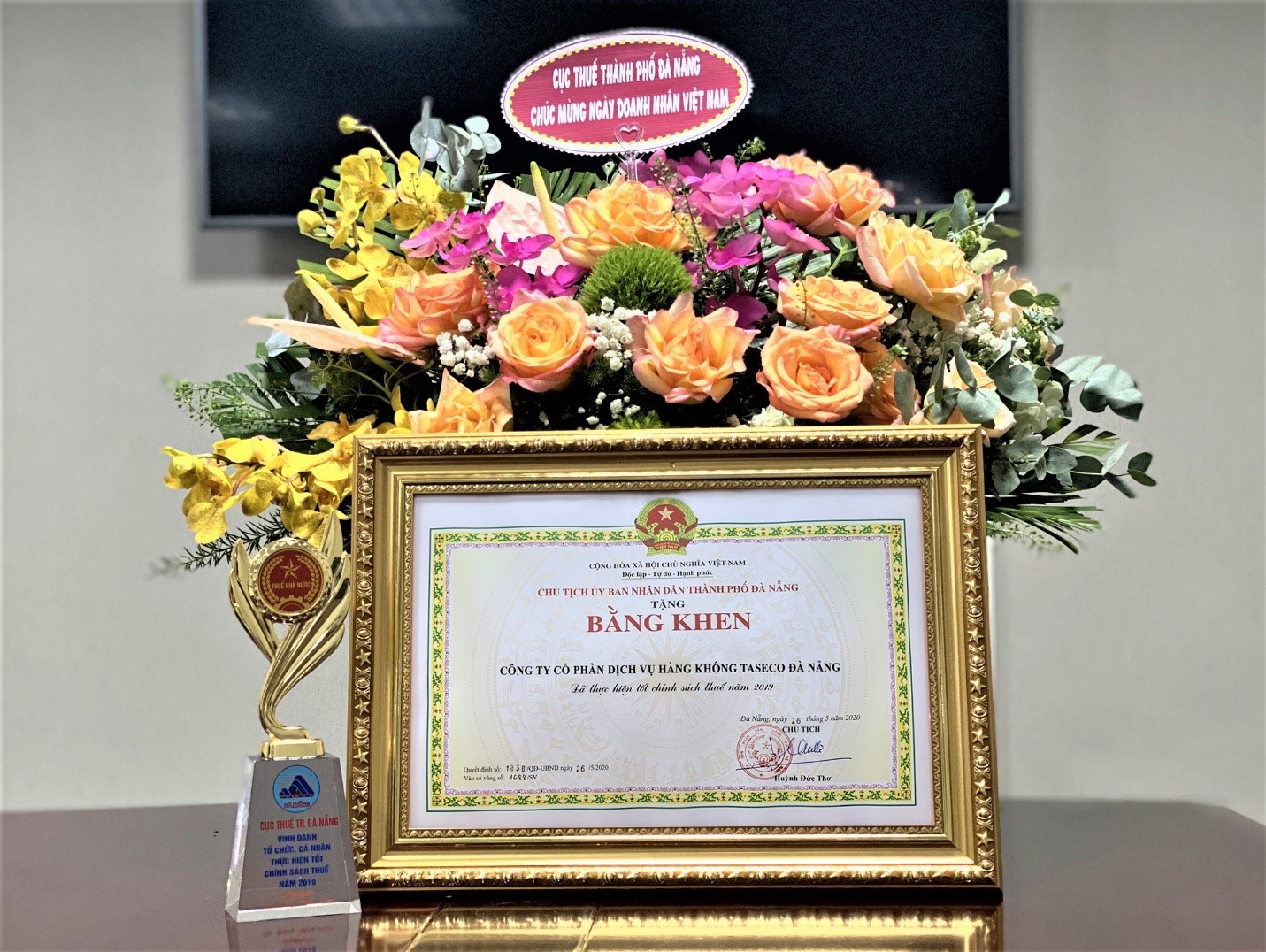 TASECO Đà Nẵng vinh dự được UBND TP. Đà Nẵng trao tặng Bằng khen thực hiện tốt chính sách thuế năm 2019