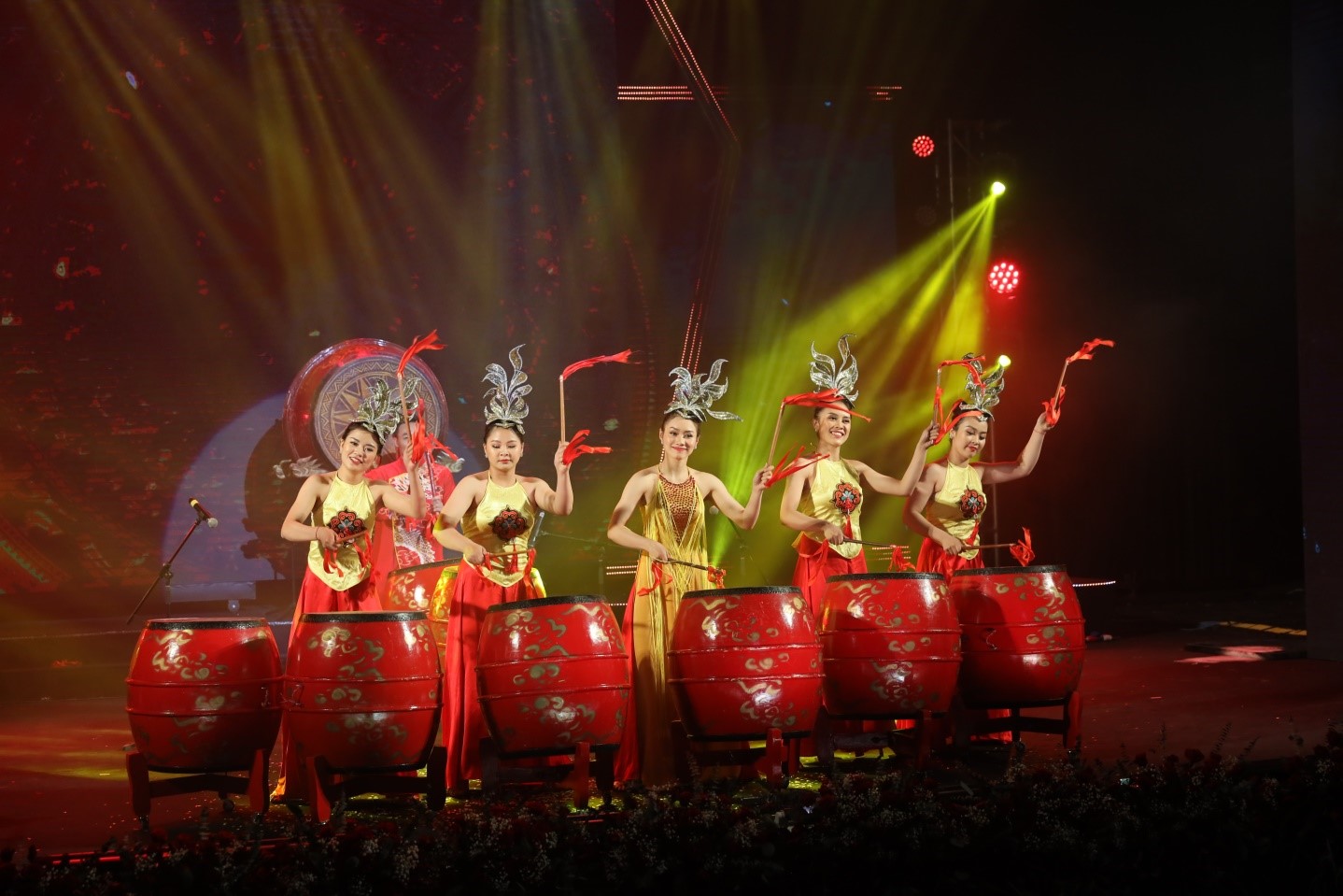 Biểu diễn “Hào khí Thăng Long” – Công ty Taseco Airs