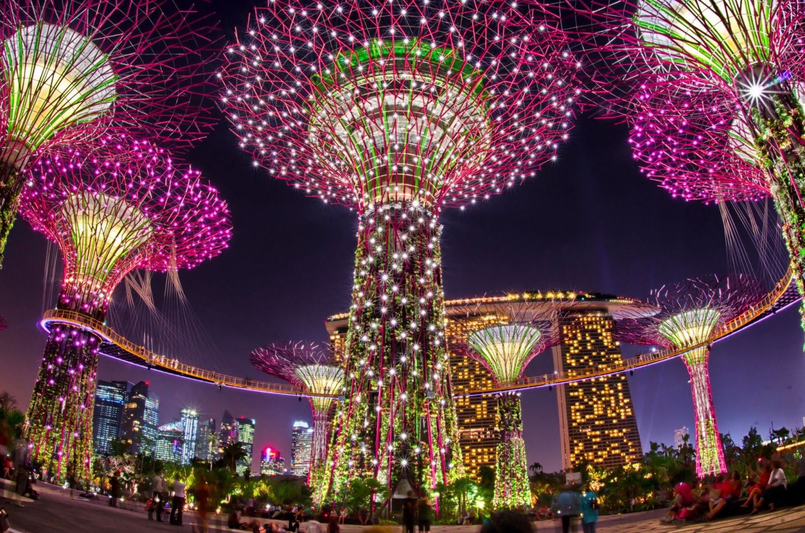 Garden By the Bay sẽ gây không ít tò mò, háo hức cho đoàn tham quan trong thời gian tới