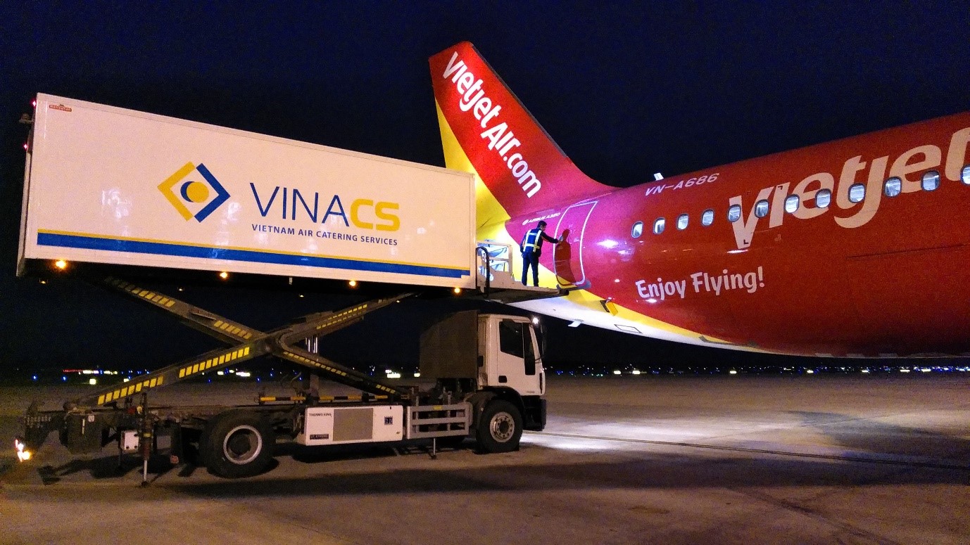 (VINACS cung cấp dịch vụ cho VIETJET thời khắc giao thừa Tết, ngày 01/01/2019 tại CHKQT Nội Bài)