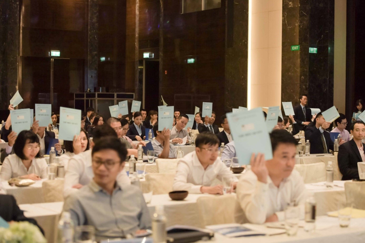 ĐHĐCĐ đã biểu quyết và nhất trí thông qua Chương trình, Quy chế làm việc và các nội dung khác