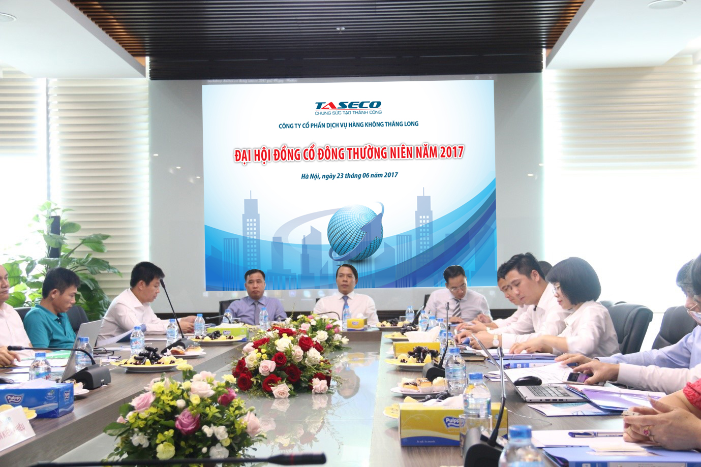 Đoàn chủ tọa chủ trì Đại hội